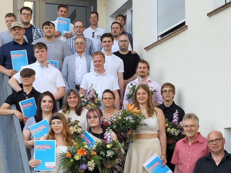 Fleischer und Bäcker feiern ihre neuen Fachkräfte
